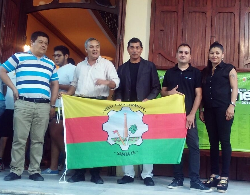 corrientes chamame raul rios (al centro) chavez (izq.) los caminos presentacion 2 260117 corrientes chamame raul rios (al centro) chavez (izq.) los caminos presentacion 2 260117