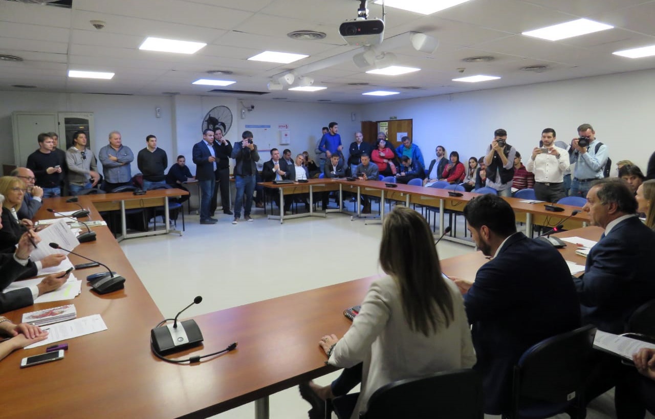 giaccone en comision de deportes ds