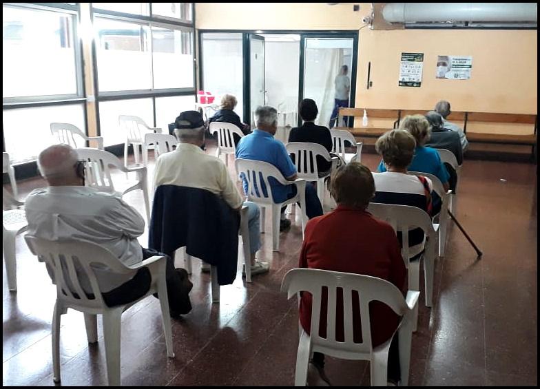 vacuna adultos sala 2503