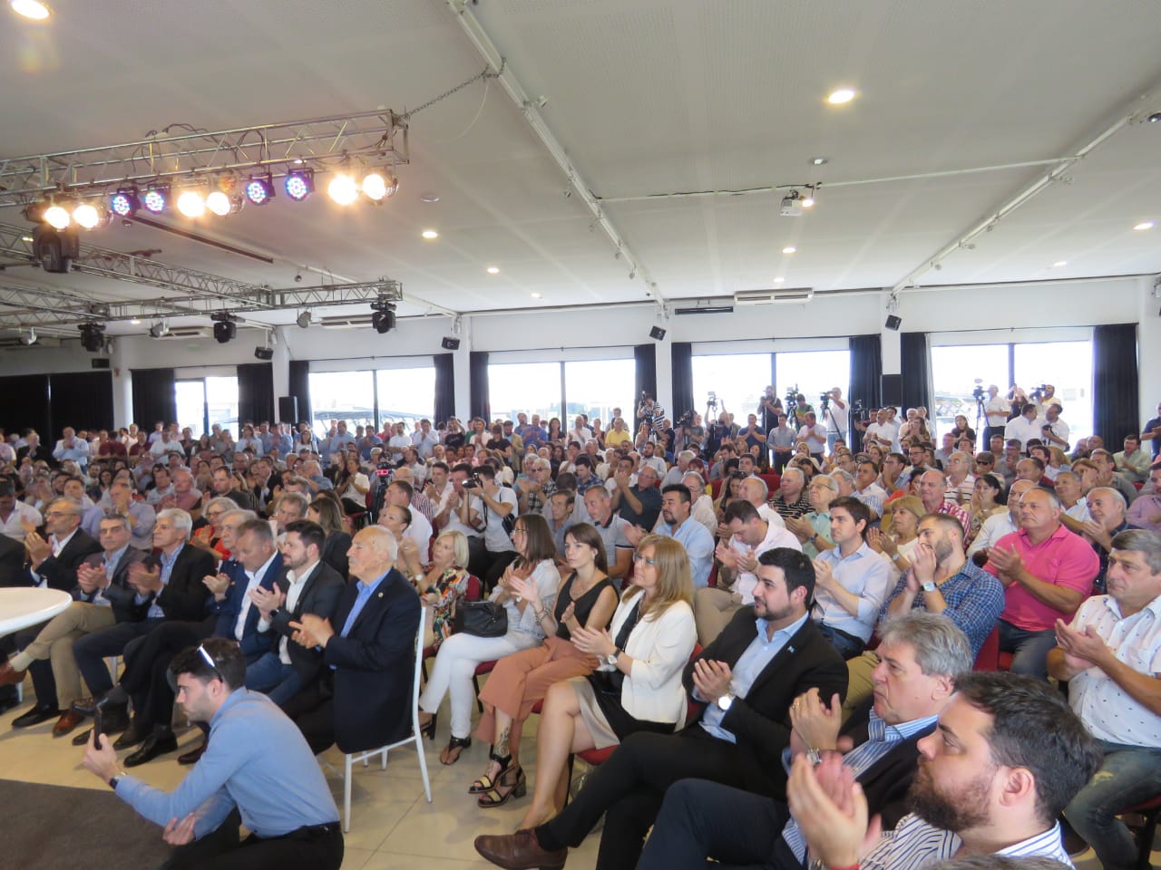 58a4bf5b-97e7-4621-8380-954af715c763