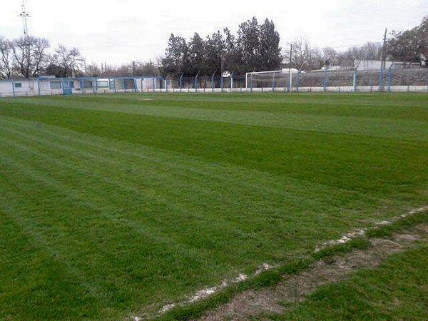 almafuerte-cesped-futbol.jpg