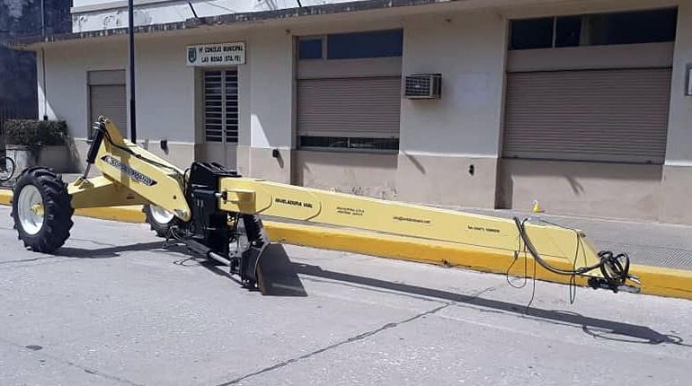 niveladora de arrastre2