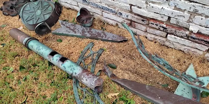 Robaron-en-la-Iglesia-1-Copiar