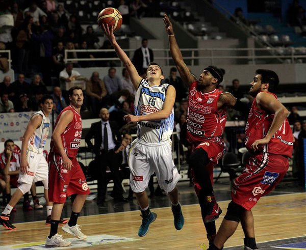 valinotti-joaquin-debut-alaro