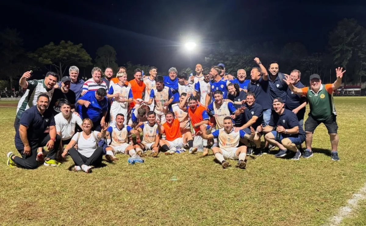 liga cañadense seleccionado festejo