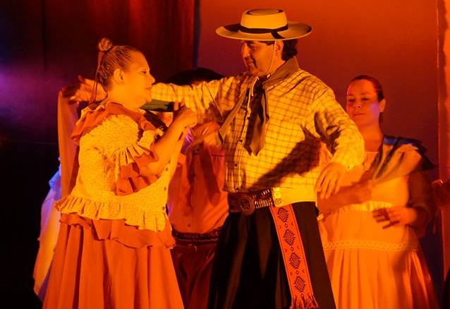 12204539_10207109123879910_1663565225_n