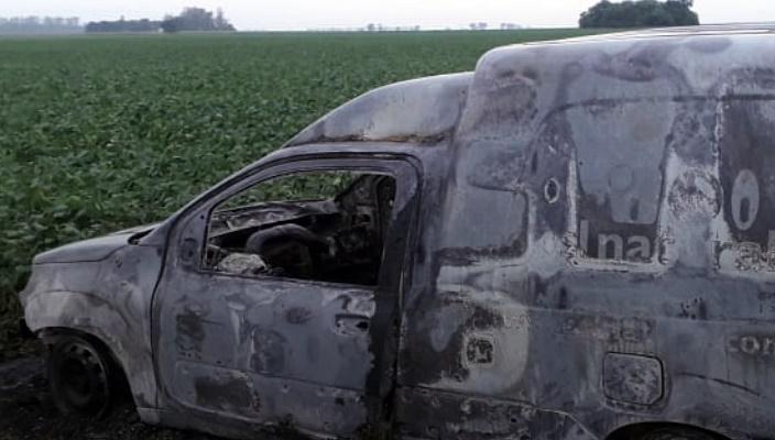 camioneta incendiada