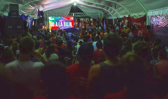 socialismo no a la baja