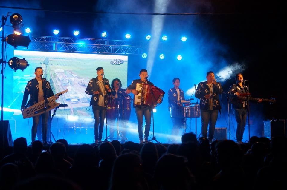 50612735_532554917235405_6490576052551680_n