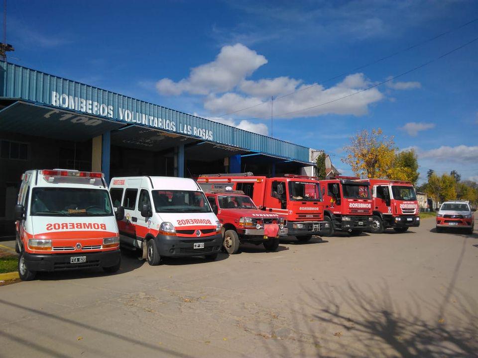 bomberos las rosas equipo y edificio