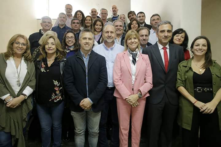 perotti diputados de pie