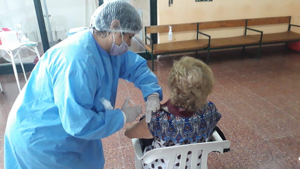 vacuna adultos 2503