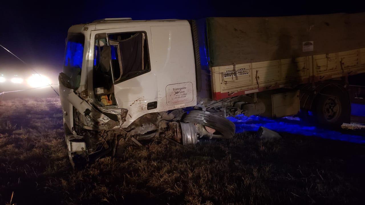 camion perdio rueda