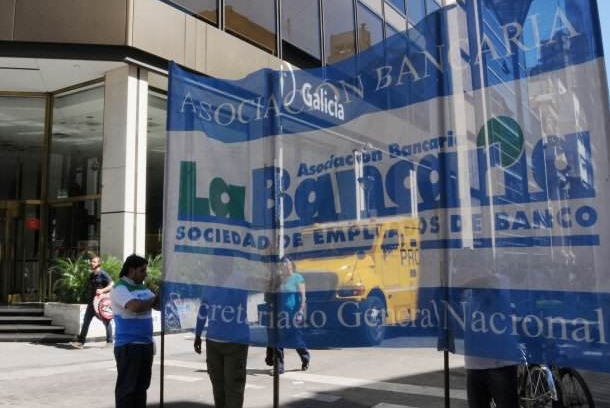 Paro-bancario1