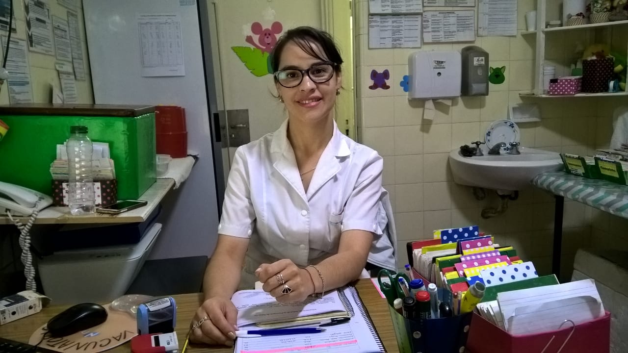 cinthia ramirez vacunas SAMCo Las Rosas