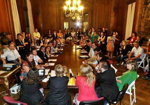 cultura-parodi-recibe-ente.jpg