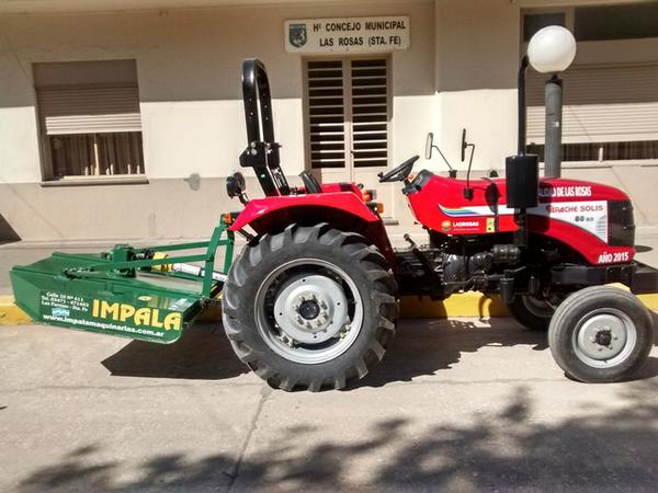 tractorcito-yuyera2.jpg
