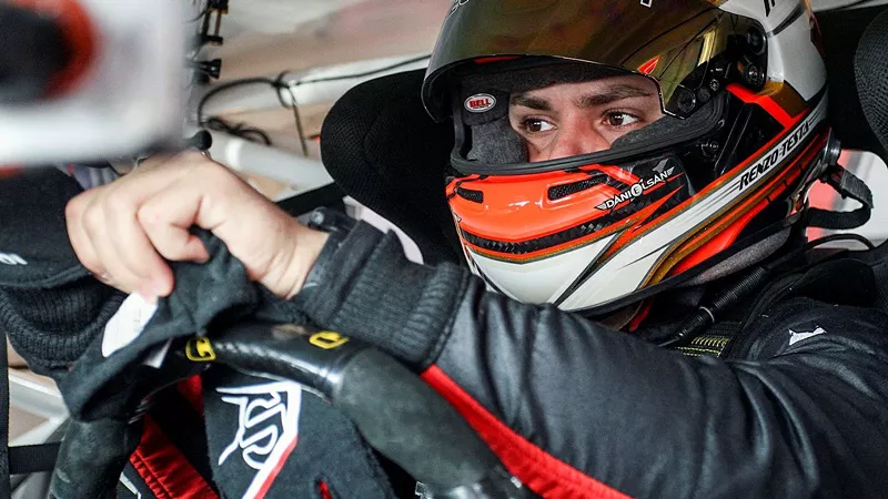testa al volante