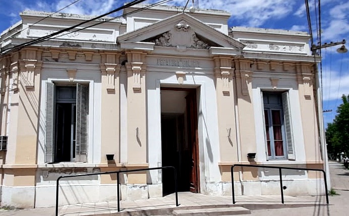 jefatura las rosas III