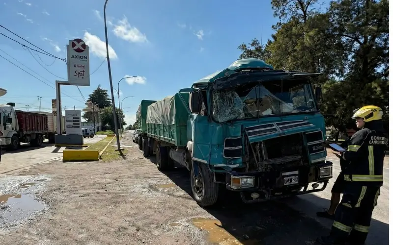 camion choque cañadagomez