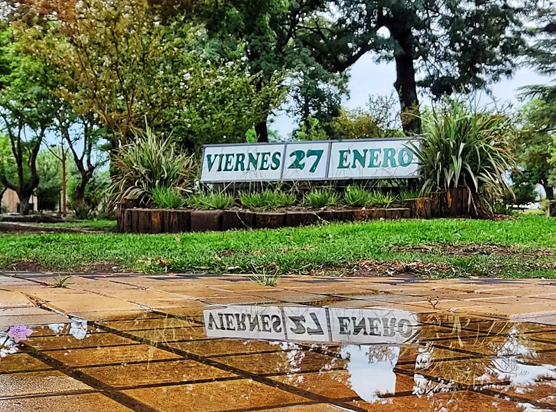 Lluvia espejo 2023-01-27 at 17.59.27