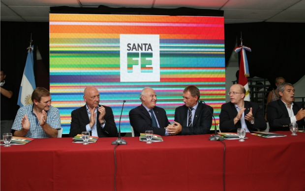 Se lanzó en Las Parejas el Plan de Desarrollo Industrial de Santa Fe