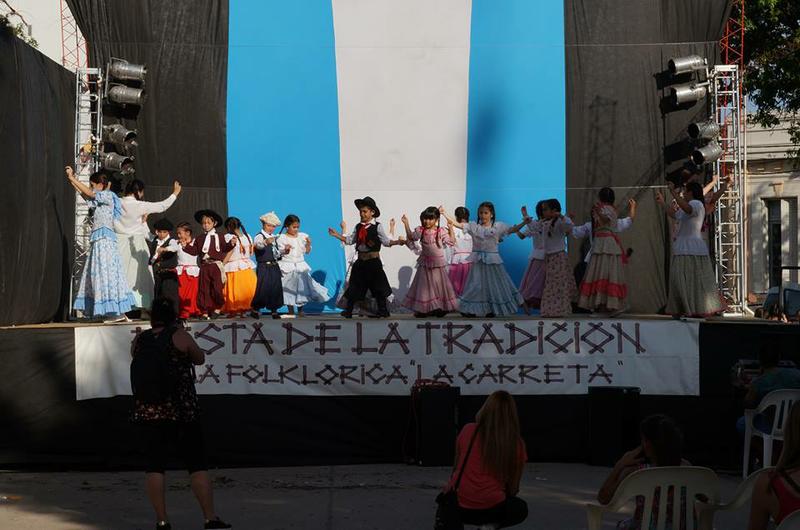 12231663_10207109083078890_1353775849_n