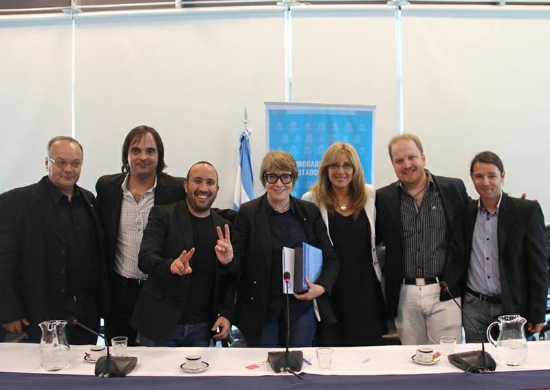 Reunión_en-Congreso-mesa-grande