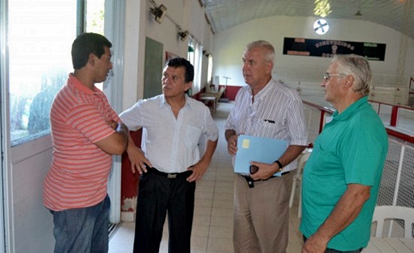 solis-diputado-entregasubsidio-22Febrero16