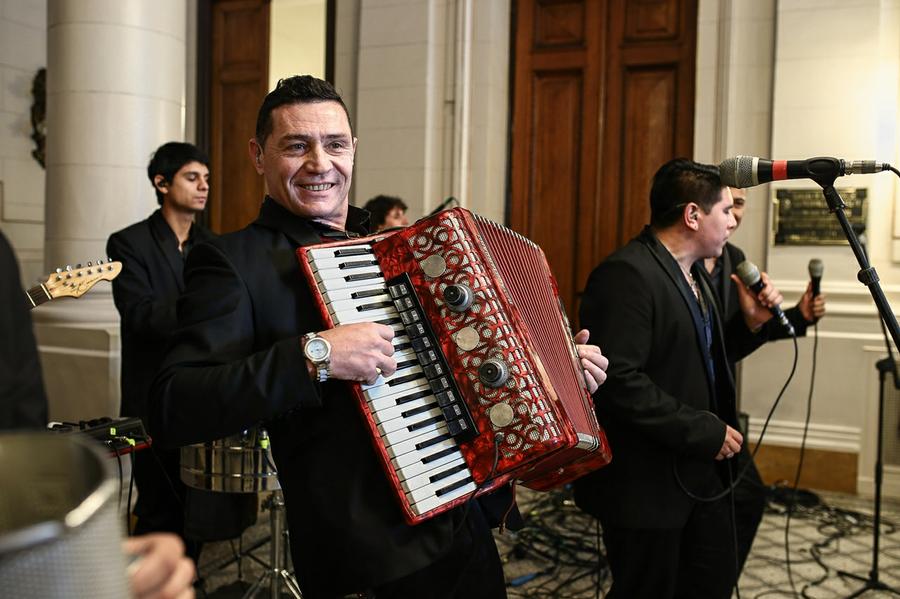 LIRIOS PENNESE ACORDEON