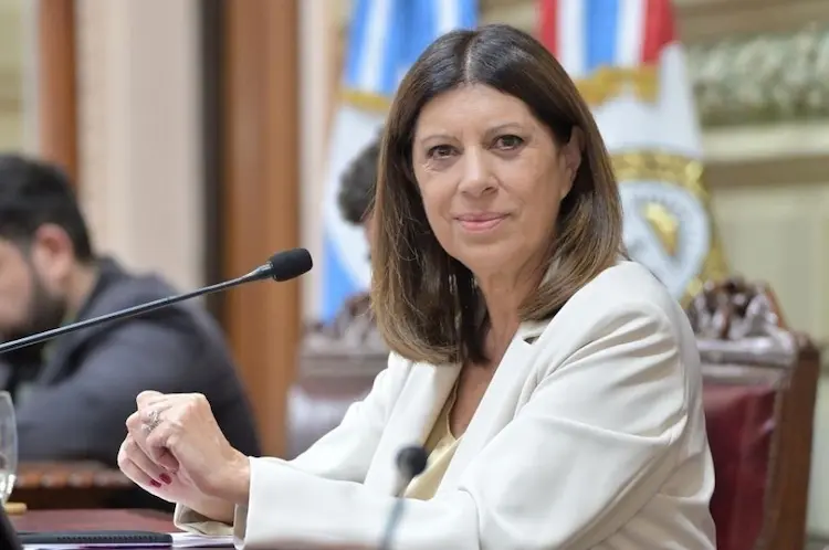 Clara-Garcia-698e3d8f10a88