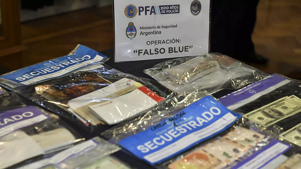 falso blue 1
