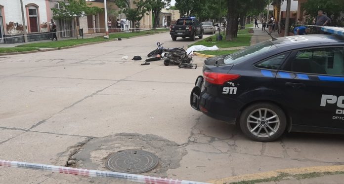 Fatal-accidente-en-la-esquina-de-Italia-y-San-Lorenzo-Copiar-696x373