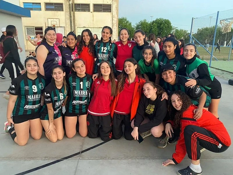 sub16-kemmis-voley-2