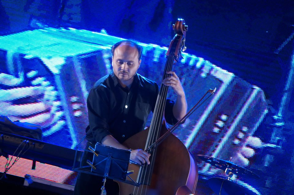 48090642_372468843524506_9032985306378272768_n