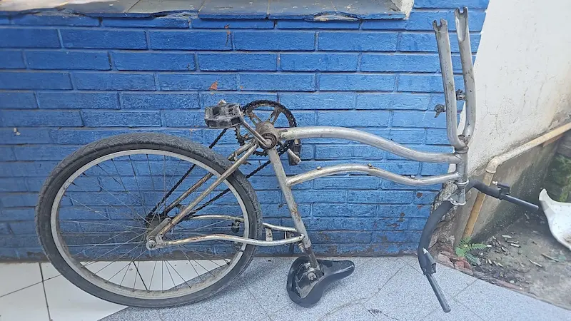 e8322144-5e4b-40ec-bc70-04b06e08a296